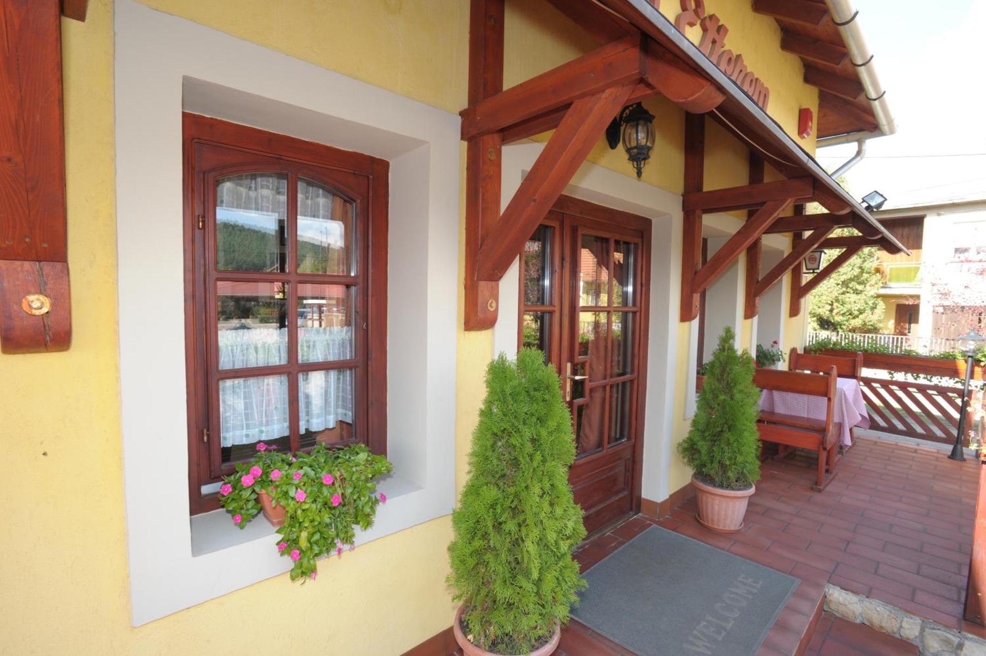 Bed and Breakfast Forras Fogado Bükkszék Exterior foto